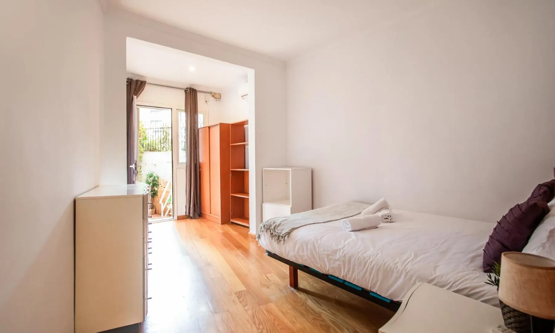 アパート バルセロナEn2Val1028 - Eixample Esquerra With Terraceアパートメント スペイン
