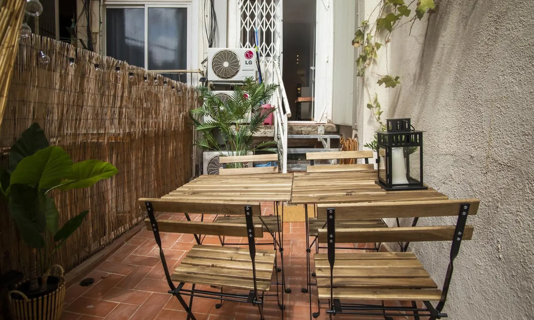 バルセロナEn2Val1028 - Eixample Esquerra With Terraceアパートメント アパート バルセロナ